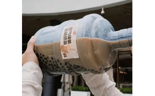 當(dāng)打工人竟要靠“噸噸桶”治愈，這到底city不ctiy？